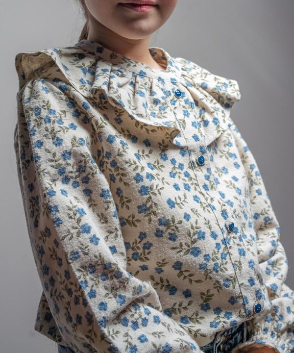 شومیز طرح غنچه‌های آبی - پوشاک ملورینا